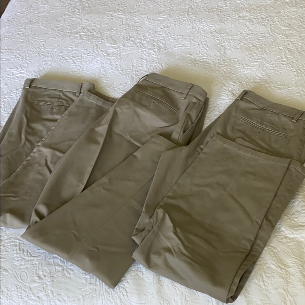 Men’s khaki Athletic Fit Dockers